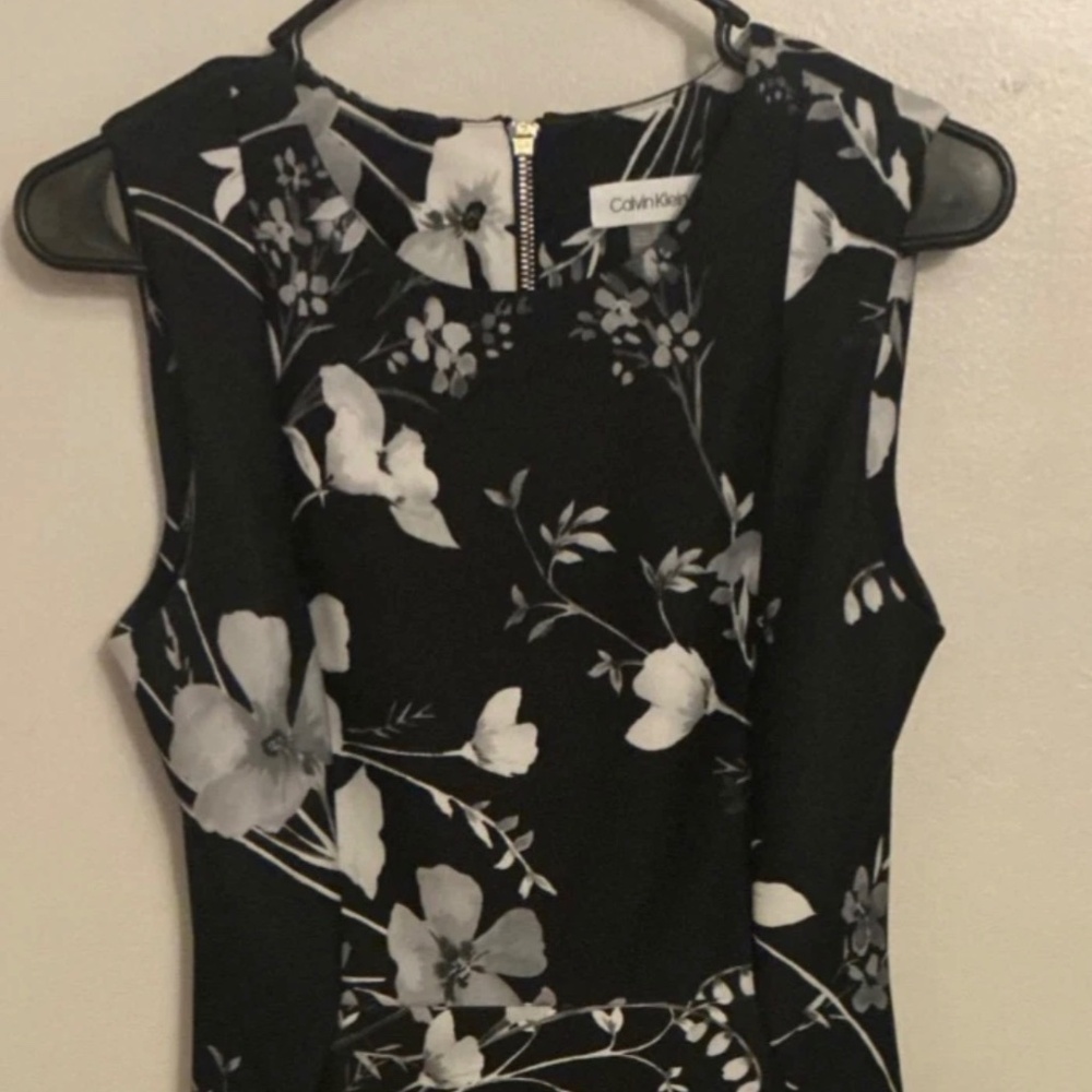 Calvin Klein Dress Size 8 Beautiful Great Condition